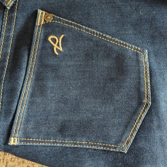 DL1961 4 Way Stretch 360 Comfort Kate Slim Straight Dark Wash Jeans EUC Size 27 - Picture 11 of 16